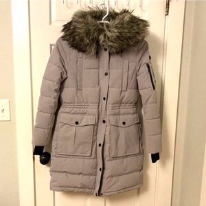 NWT - BCBGMAXAZRIA Women Winter Puffer, Size M